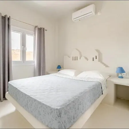 Apartment Drakkar Fira (Santorini)